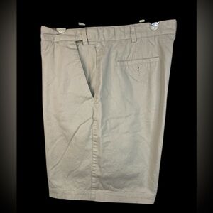 Geoffrey Beene Beige Flat Front Shorts Men’s 38W
